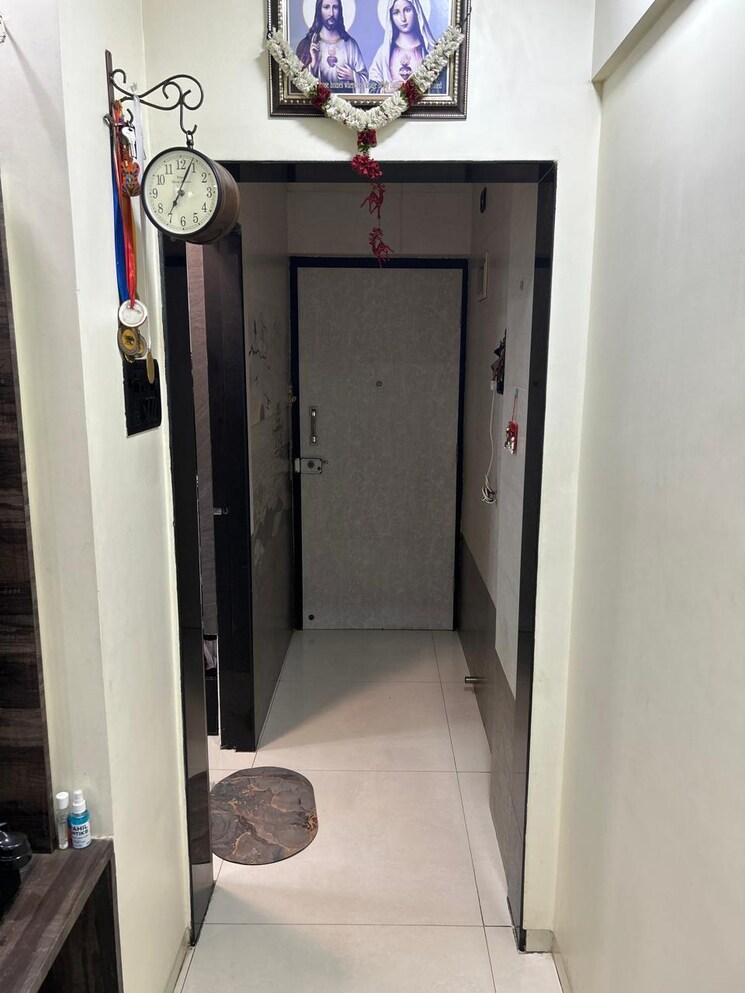 Bathroom, asmita-jyoti-chs 2 Bedroom 700 Sq.Ft. Apartment In Malad West Mumbai 9407701