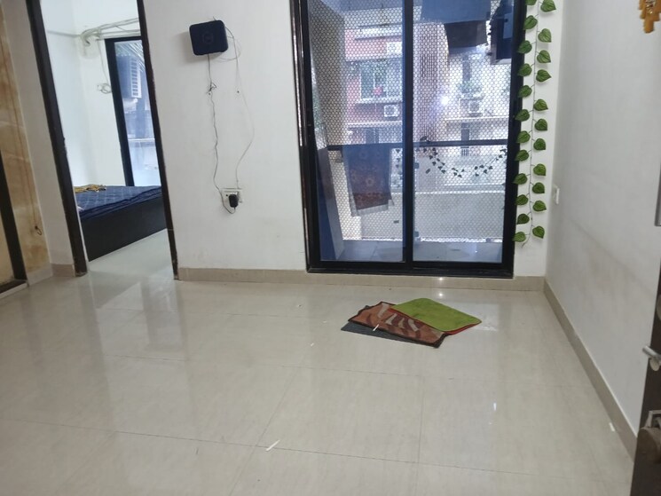 Room, bhoomi-park 1 Bedroom 423 Sq.Ft. Apartment In Malad West Mumbai 9407727