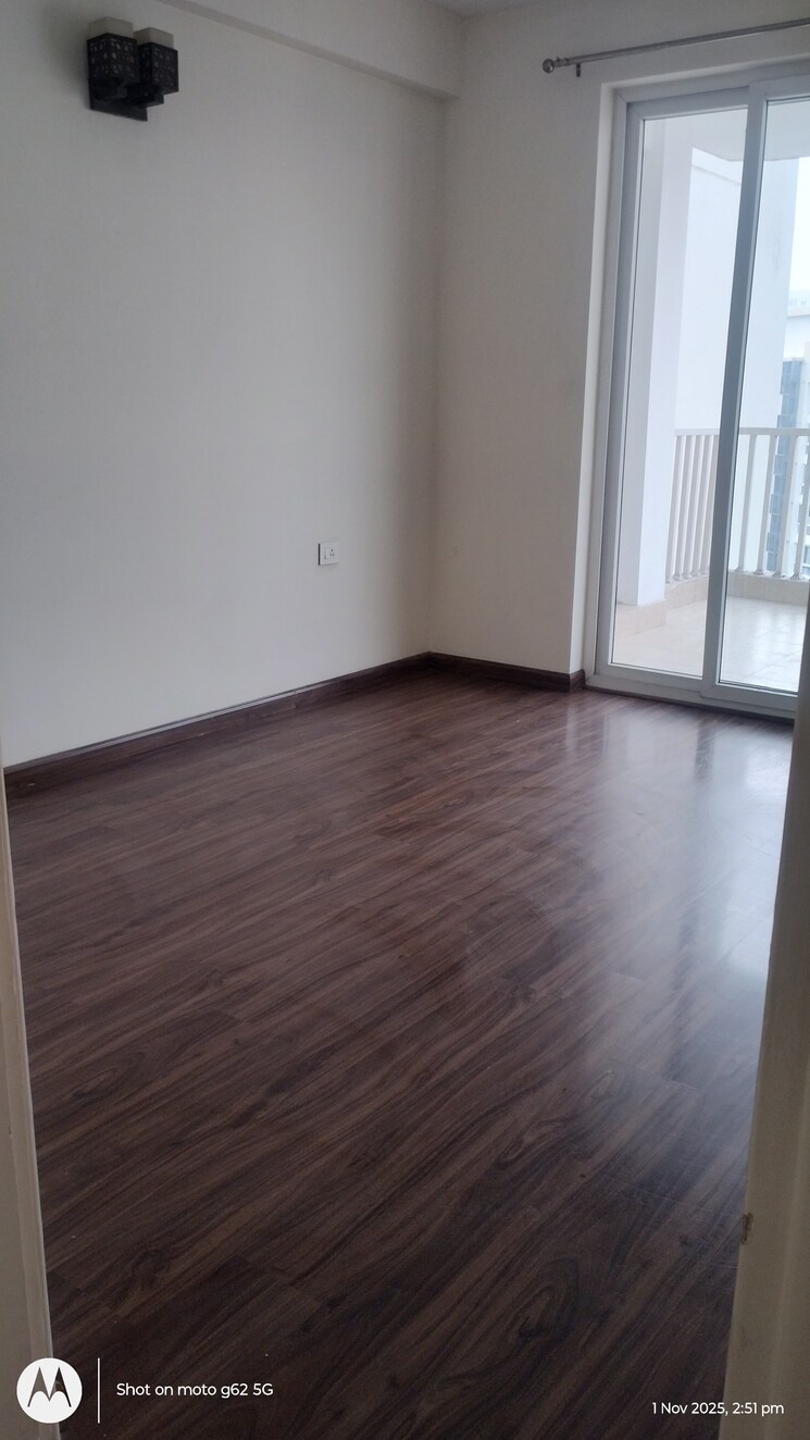 Balcony, emaar-palm-terraces-select 4 Bedroom 2410 Sq.Ft. Apartment In Sector 66 Gurgaon 9407810