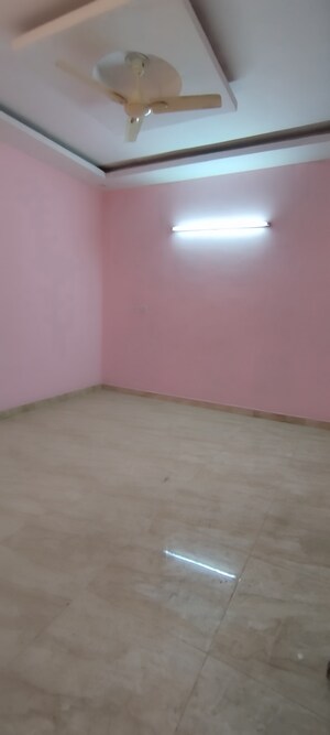 Room in 3 BHK Builder Floor at Green Fields Colony – for Sale