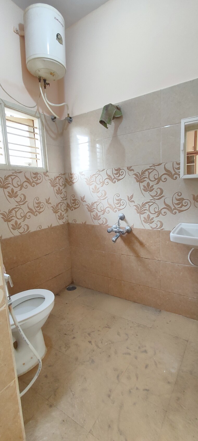 Bathroom, btm layout stage 2 1 Bedroom 600 Sq.Ft. Builder Floor In Btm Layout Stage 2 Bangalore 9407841