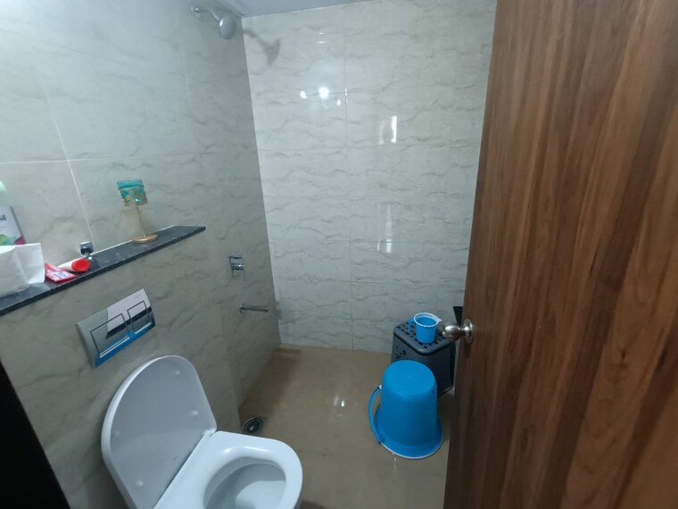 Bathroom, shapoorji-pallonji-sensorium 2 Bedroom 690 Sq.Ft. Apartment In Hinjewadi Pune 9407827