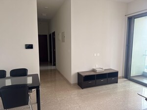 Room in 3 BHK Apartment at Piramal Mahalaxmi, Mahalaxmi – for Rent