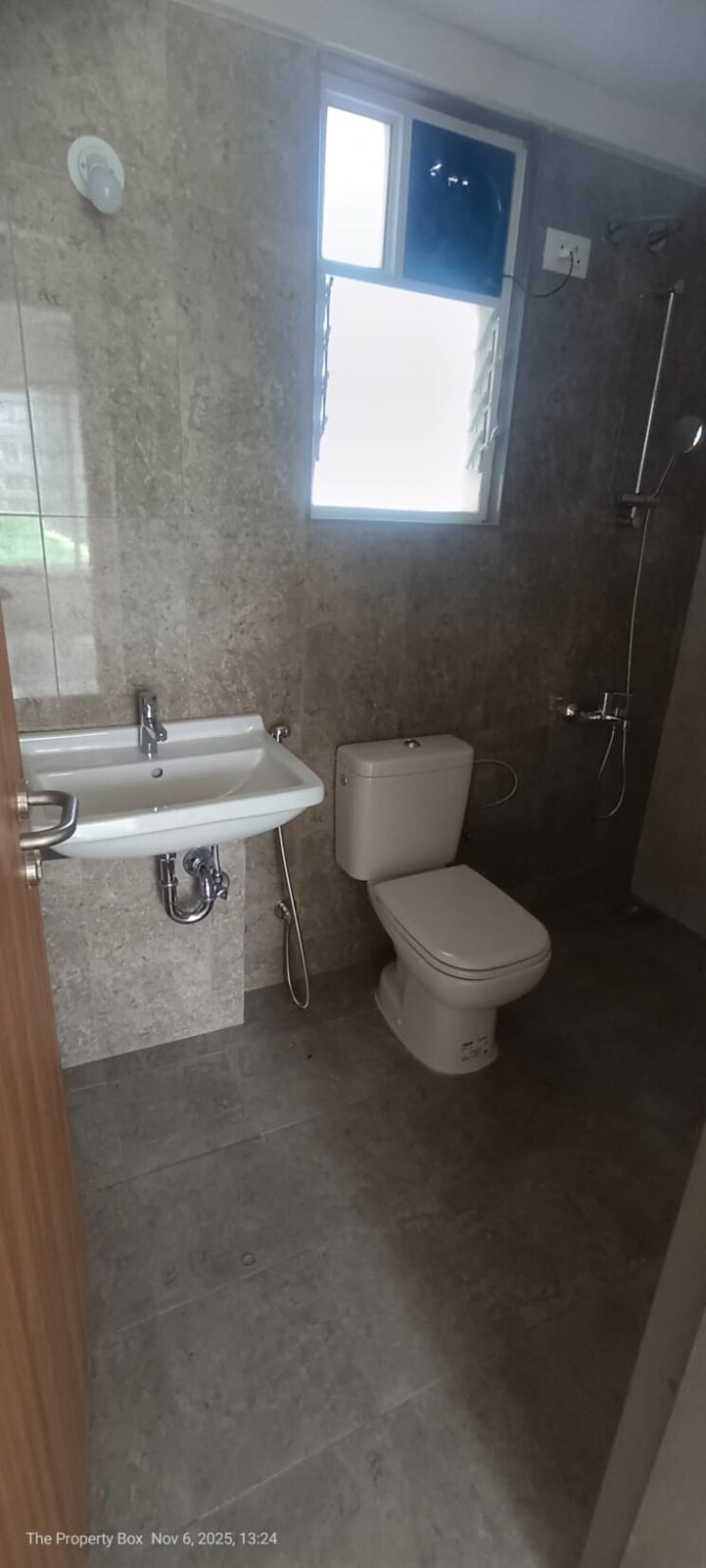 Bathroom, nanded-city-sur 2.5 Bedroom 960 Sq.Ft. Apartment In Nanded Pune 9407912