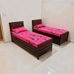 Bedroom in  Pg at Powai – for Rent