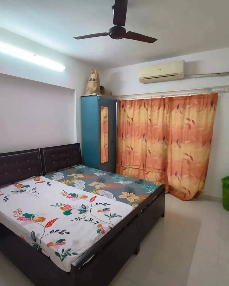 Bedroom, powai Pg For Boys & Girls In Powai 9408000