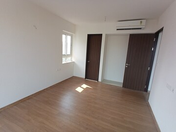 3 BHK Apartment For Rent in Embassy One Thane, Panch Pakhadi