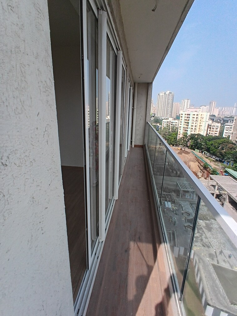 Balcony, embassy-one-thane 3 Bedroom 1035 Sq.Ft. Apartment In Panch Pakhadi Thane 9408011