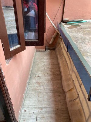 Balcony in 2.5 BHK Independent House at Sector 55 – for Rent