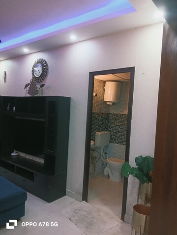 Furnished Amenities in 2 BHK Apartment at Signature Global Andour Height, Sector 71 – for Rent