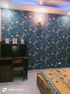 Furnished Amenities in 2 BHK Apartment at Signature Global Andour Height, Sector 71 – for Rent