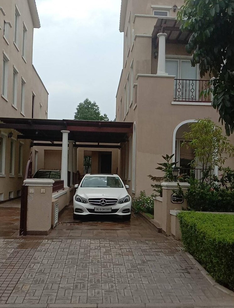 Exterior View, emaar-marbella-phase-2 5 Bedroom 360 Sq.Yd. Villa In Sector 66 Gurgaon 9406912