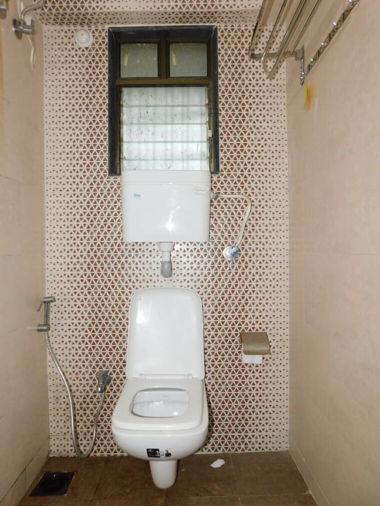 Bathroom, bhoomi-samarth-b-wing 2 Bedroom 595 Sq.Ft. Apartment In Goregaon East Mumbai 9408067