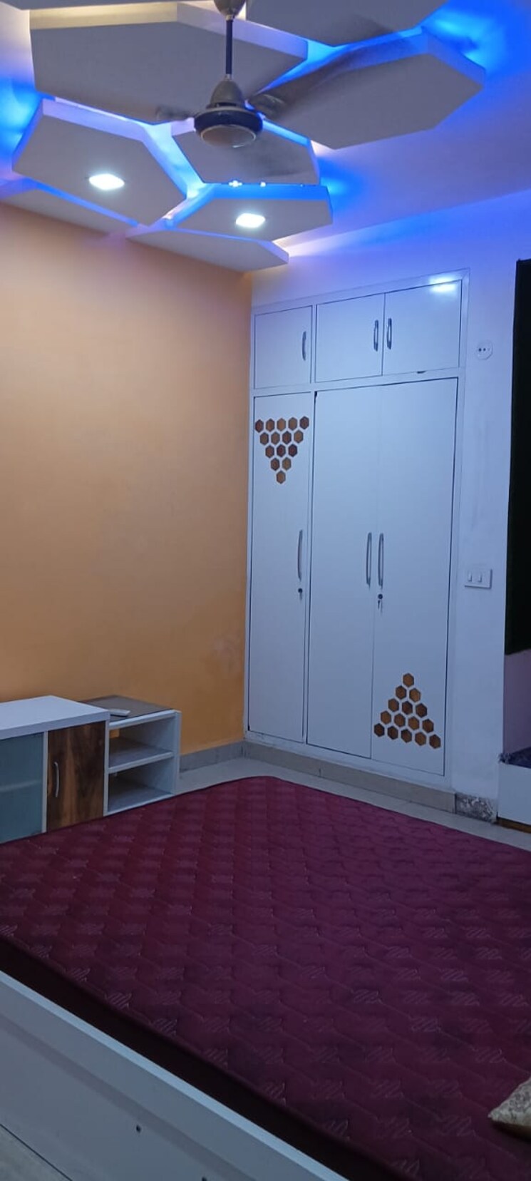 Room, sector 22 2 Bedroom 1110 Sq.Ft. Independent House In Sector 22 Noida 9408024