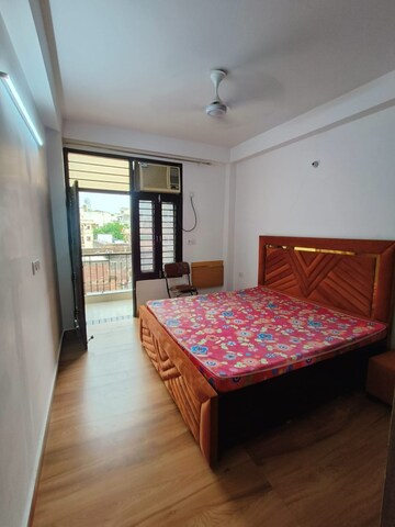 Bedroom in 1 BHK Builder Floor at Saket – for Rent