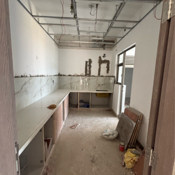 Kitchen in 4 BHK Apartment at Shalimar One World Belvedere Court 3, Malesemau – for Rent