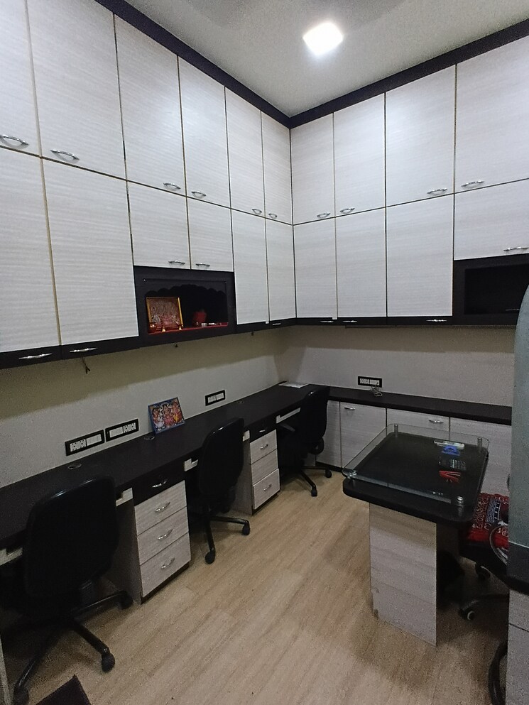 Team Area, ashar-residency Commercial Office Space 180 Sq.Ft. In Pokhran Road No Two Thane 9408093