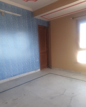 Room in 2.5 BHK Apartment at Sanjauli – for Sale