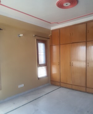 Room in 2.5 BHK Apartment at Sanjauli – for Sale