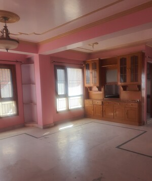 Room in 2.5 BHK Apartment at Sanjauli – for Sale