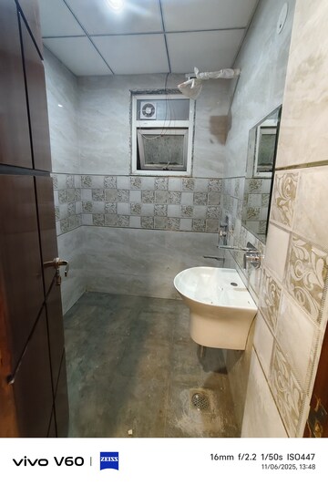 Bathroom in 3 BHK Independent House at RWA Apartments Sector 41, Sector 41 – for Rent