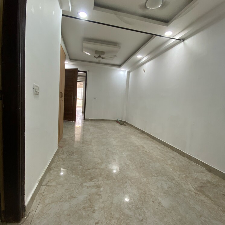 Room, chattarpur 3 Bedroom 1000 Sq.Ft. Builder Floor In Chattarpur Delhi 9408203