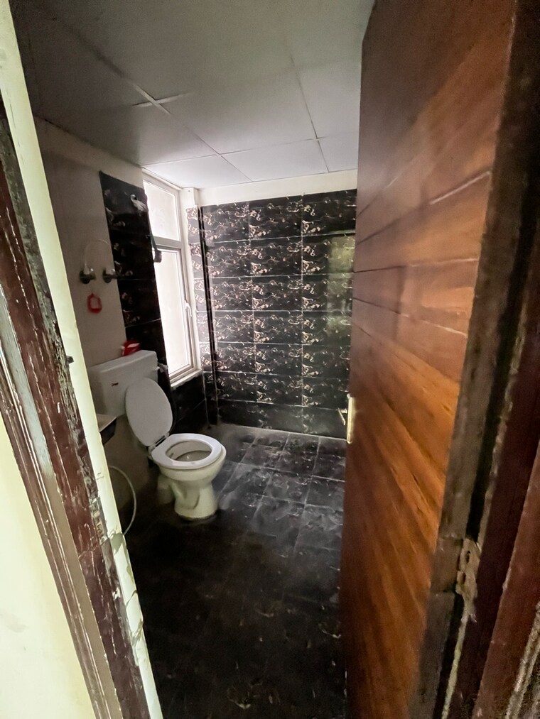 Balcony, migsun-roof 2 Bedroom 815 Sq.Ft. Apartment In Bhuapur Ghaziabad 9408237