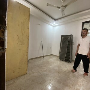 Room in 3 BHK Builder Floor at Chattarpur – for Rent