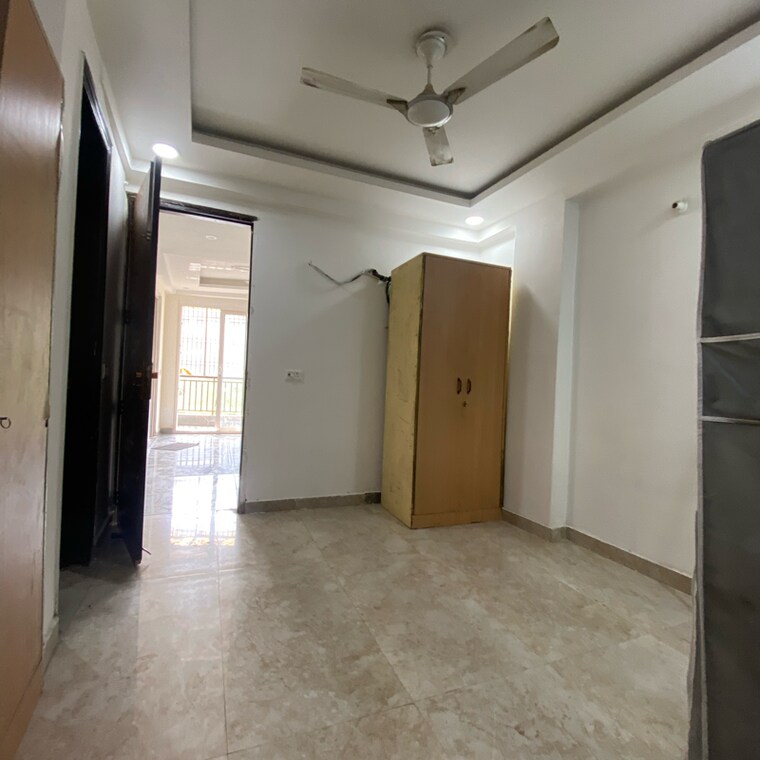 Room, chattarpur 3 Bedroom 1000 Sq.Ft. Builder Floor In Chattarpur Delhi 9408203