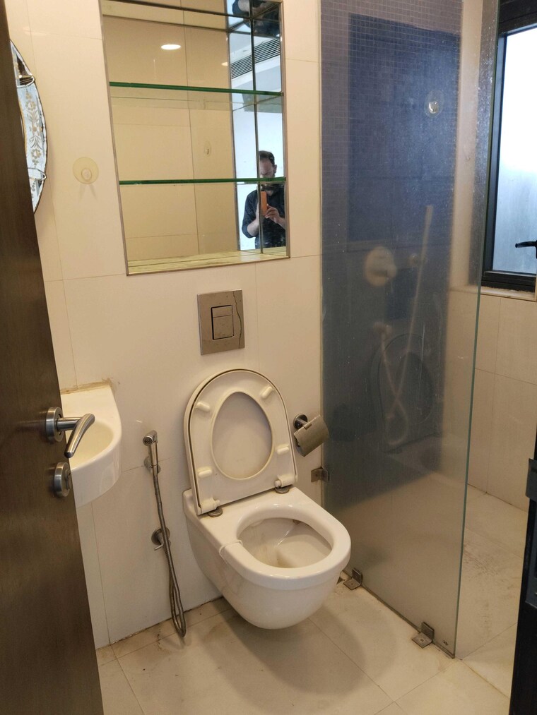 Bathroom, cuffe-castle 3 Bedroom 1670 Sq.Ft. Apartment In Cuffe Parade Mumbai 9408259