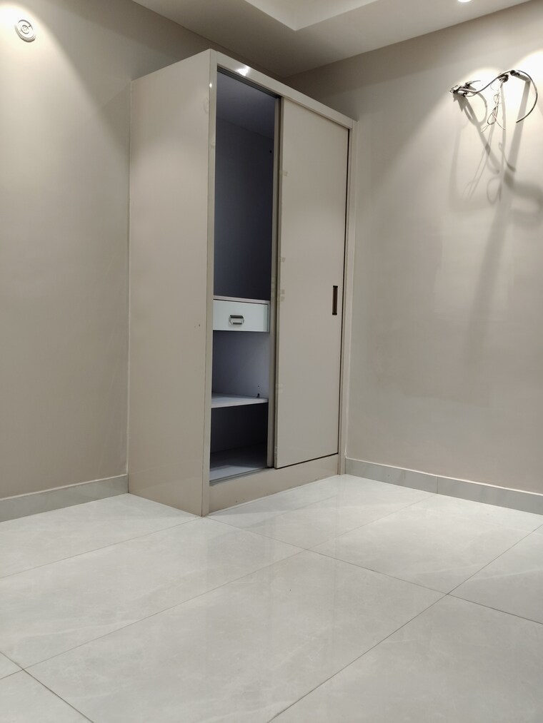 Room, himalaya-apartment-vasundhara 3 Bedroom 1600 Sq.Ft. Builder Floor In Vasundhara Sector 5 Ghaziabad 9408488