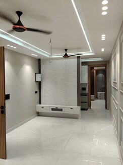 3 BHK + Pooja Room Builder Floor For Sale in Himalaya Apartment Vasundhara