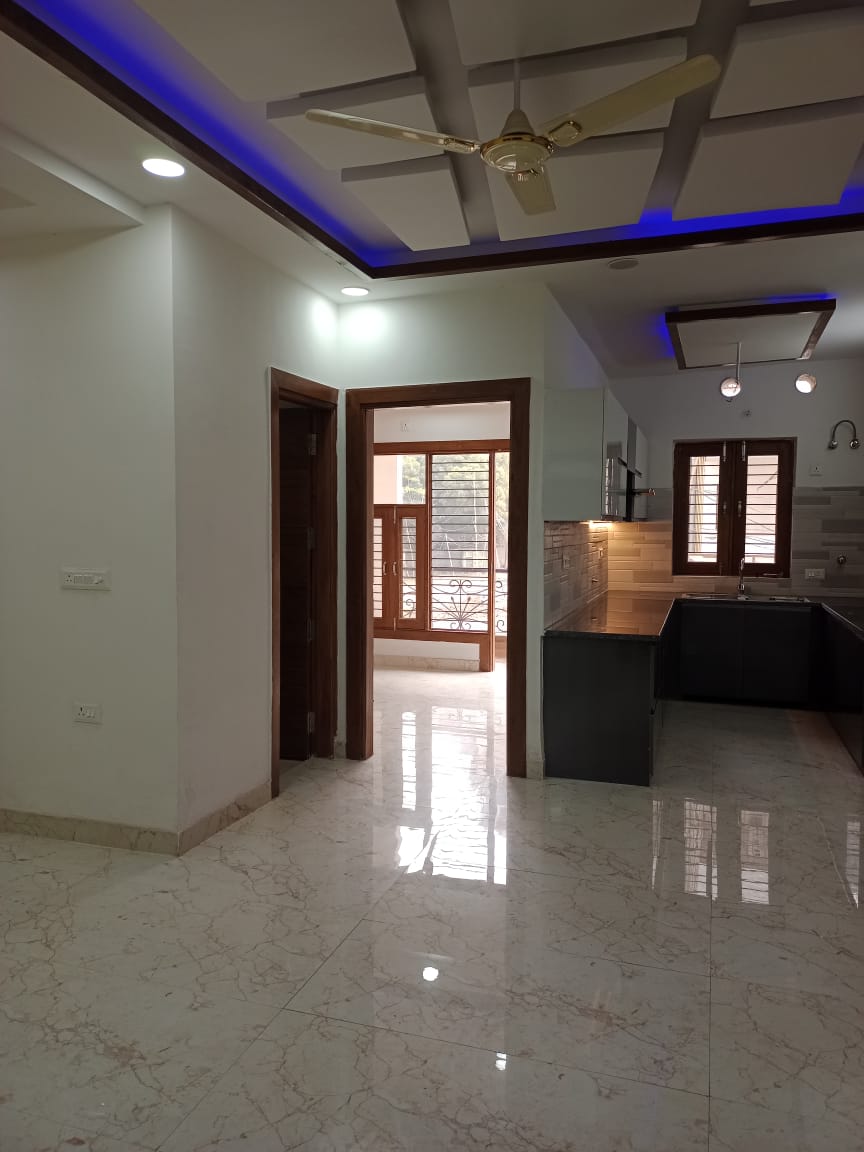 3 BHK Builder Floor For Sale in Rps Palms