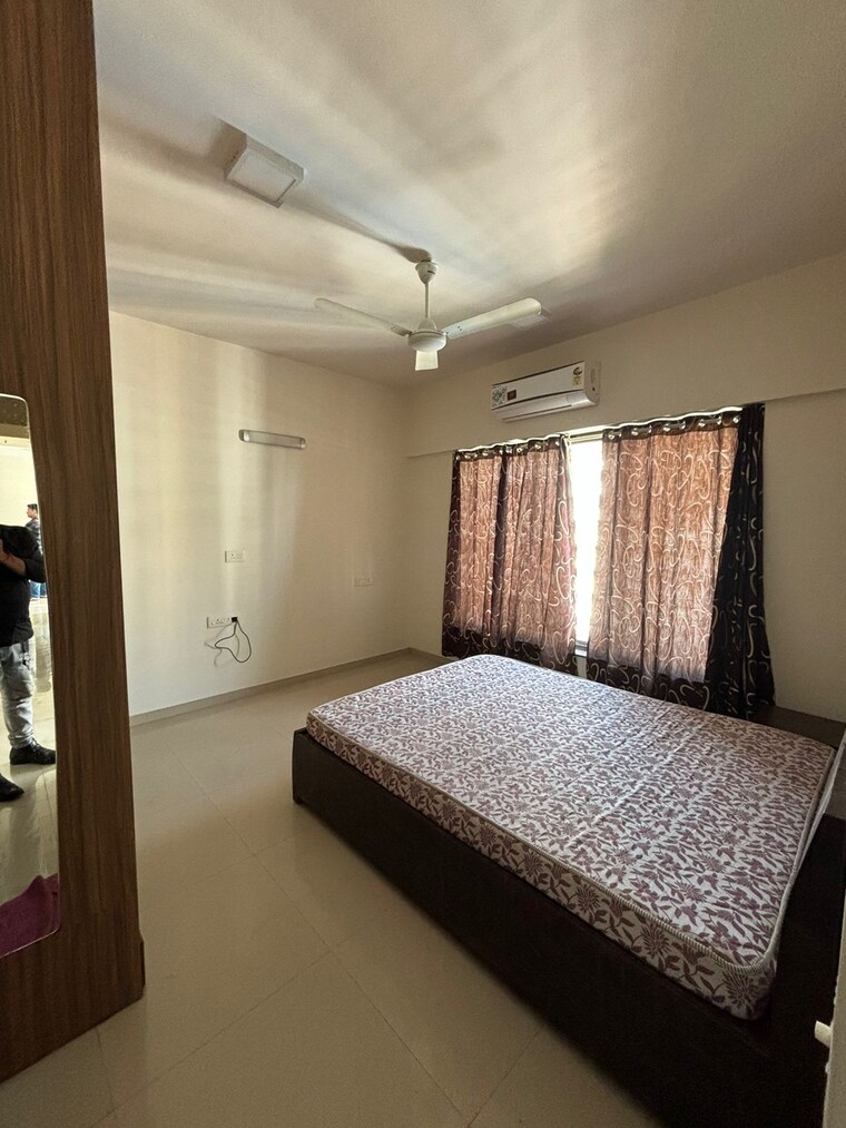 Bedroom, kalpataru-radiance 2 Bedroom 932 Sq.Ft. Apartment In Goregaon West Mumbai 9408474