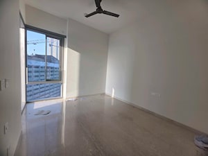 Room in 3 BHK Apartment at Piramal Mahalaxmi, Mahalaxmi – for Rent