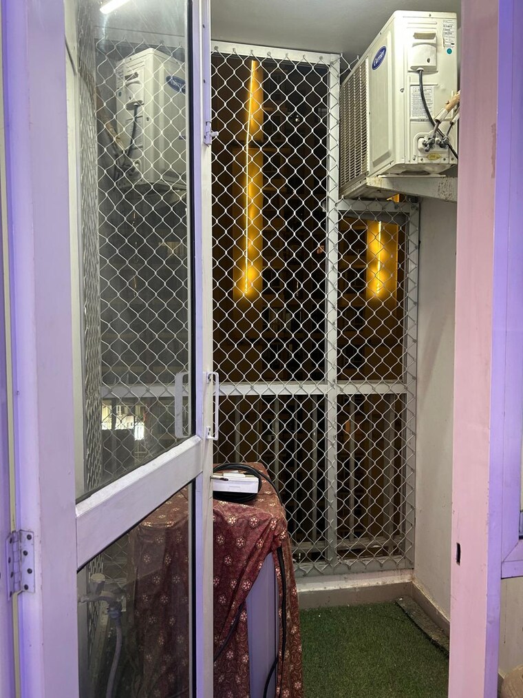 Balcony, bbd-green-city-sun-breeze-apartments 3 Bedroom 1705 Sq.Ft. Apartment In Gomti Nagar Lucknow 9408623