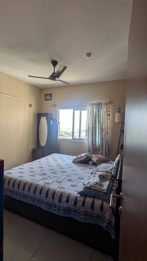 Bedroom in 2 BHK Apartment at Prestige Park Square, Bannerghatta Road – for Rent