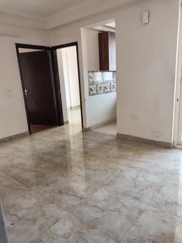 2 BHK Apartment For Rent in Amrapali Riverview, Amrapali Leisure Valley