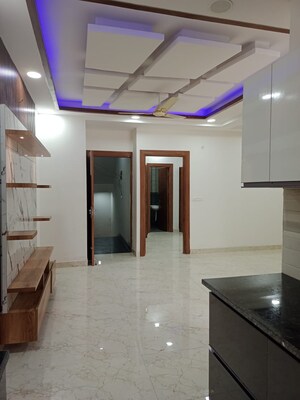 Building Lobby in 3 BHK Builder Floor at Rps Palms, Sector 88 – for Sale