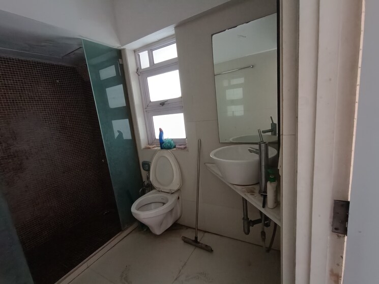 Bathroom, tulsi-villa-santacruz 5 Bedroom 2500 Sq.Ft. Penthouse In Santacruz West Mumbai 9408877