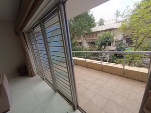 Balcony in 5 BHK Penthouse at Tulsi Villa Santacruz, Santacruz West – for Rent