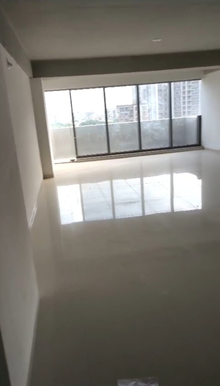 Team Area, bhudarpura Commercial Office Space 1057 Sq.Ft. In Bhudarpura Ahmedabad 9408716