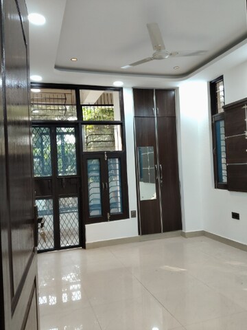 Building Lobby in 2 BHK Builder Floor at Harsha City Mall, Shakti Khand 2 – for Sale
