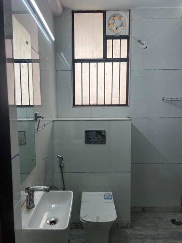 Kitchen in 4 BHK Builder Floor at Sushant Lok 2, Sector 57 – for Rent