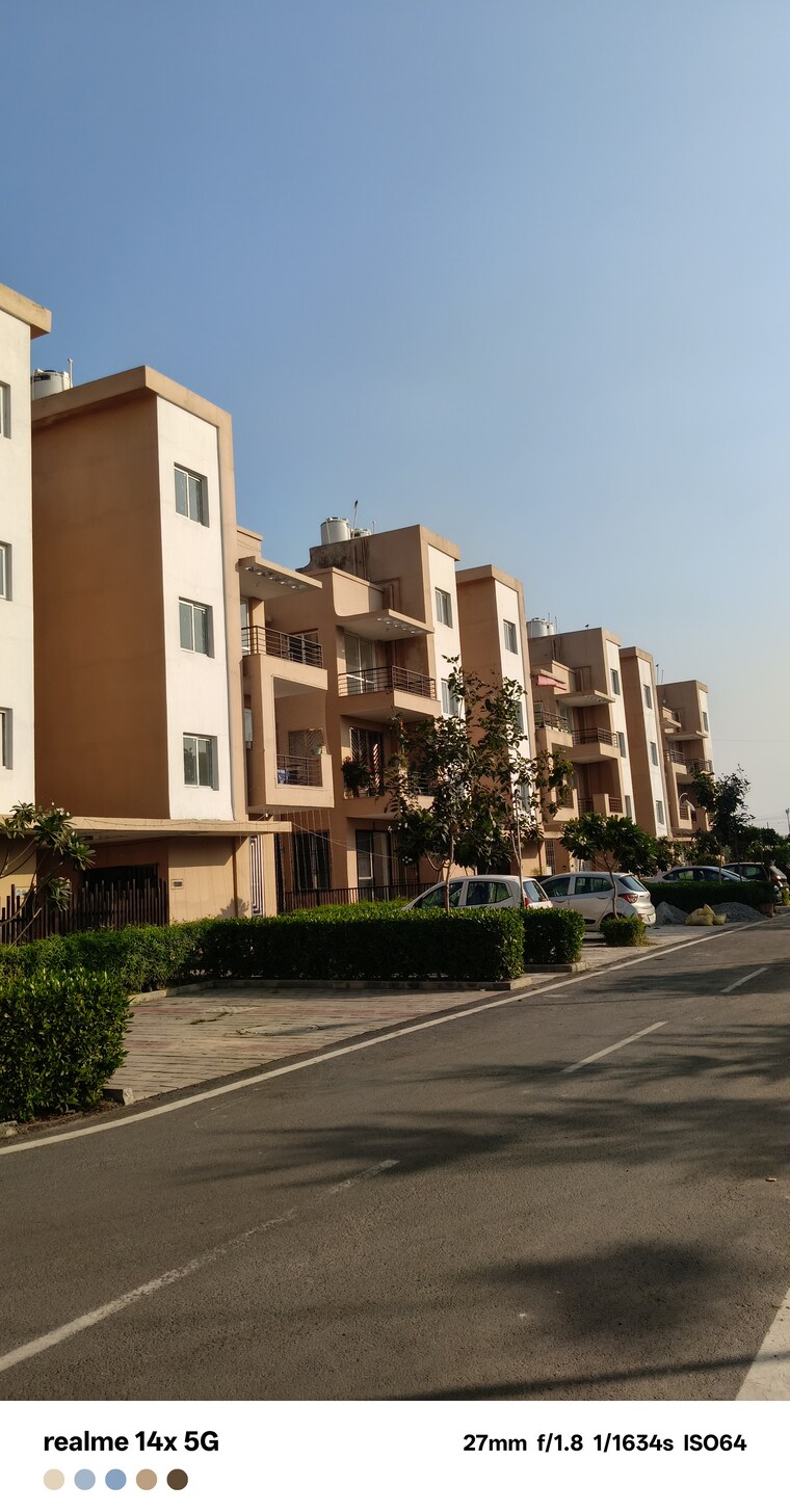 Exterior View, bptp-park-sentosa 4 Bedroom 1500 Sq.Ft. Apartment In Sector 77 Faridabad 9408900