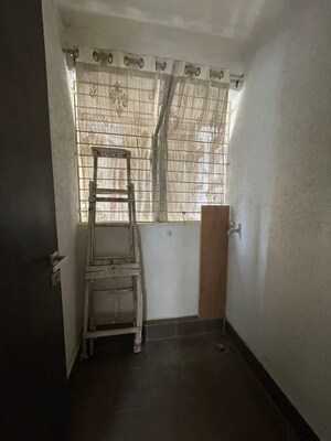 Corridor in 1.5 BHK Apartment at Lodha Vivant, Ghodbunder Road – for Rent