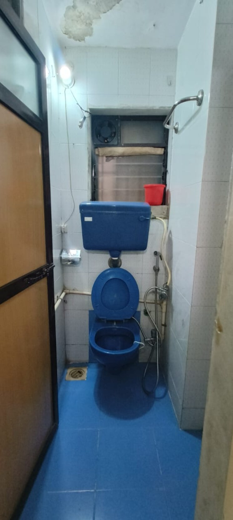 Bathroom, lokpuram-chs 1 Bedroom 450 Sq.Ft. Apartment In Vasant Vihar Thane 9408897