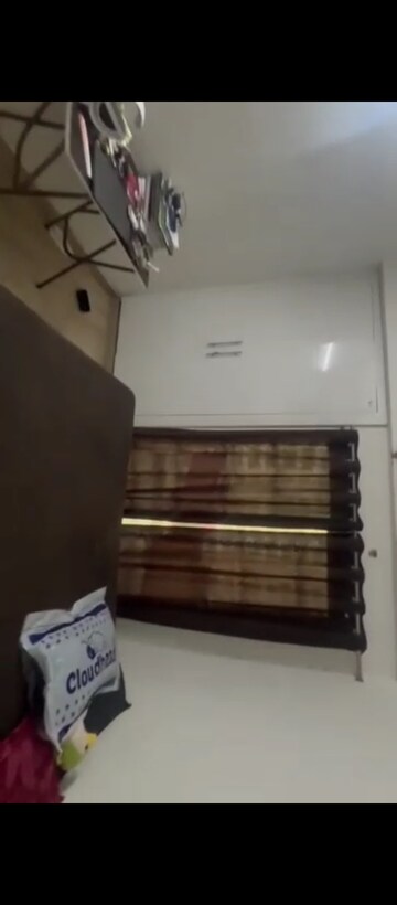 Room in 3.5 BHK Apartment at Migsun Twinz, Eta Ii Greater Noida – for Sale