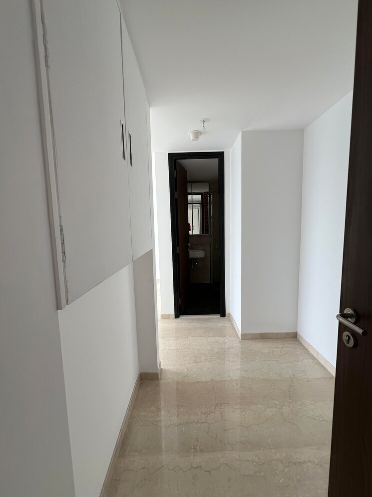 undefined, worli 3 Bedroom 1280 Sq.Ft. Apartment In Worli Mumbai 9408879