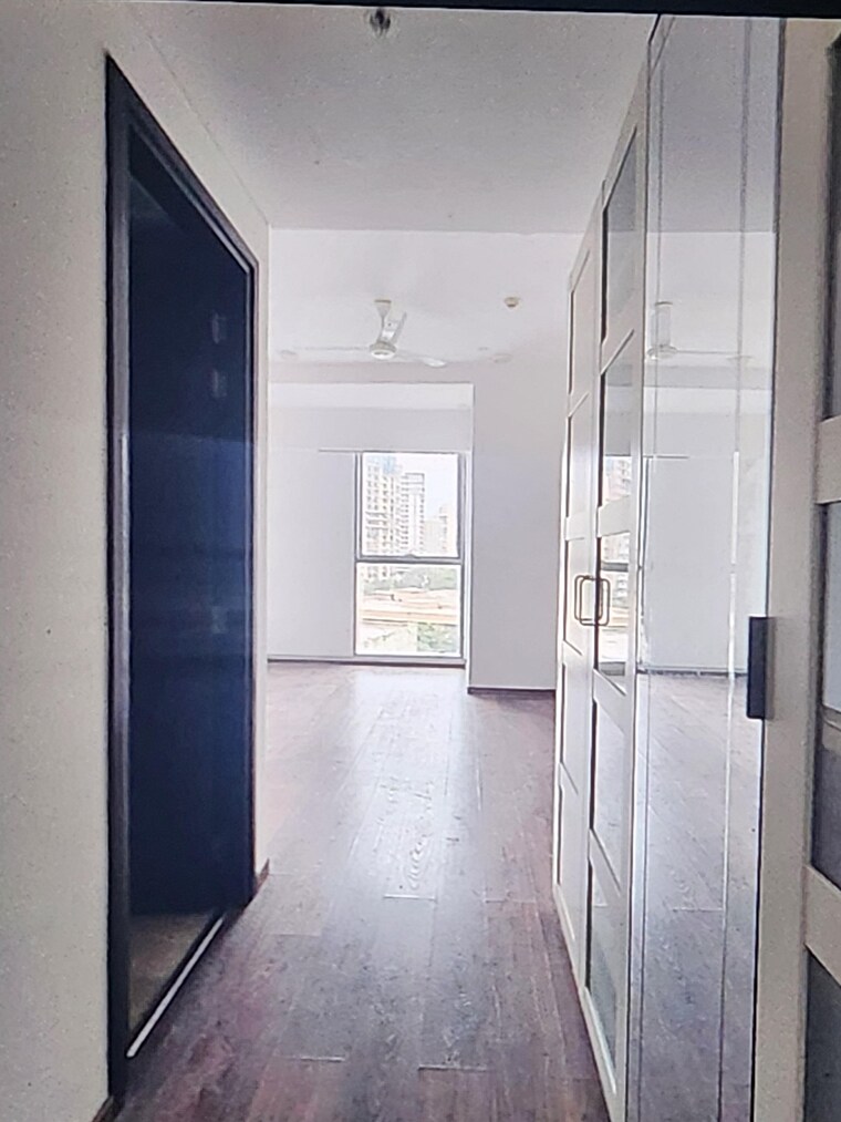 Room, prabhadevi 3 Bedroom 1620 Sq.Ft. Apartment In Prabhadevi Mumbai 9408995